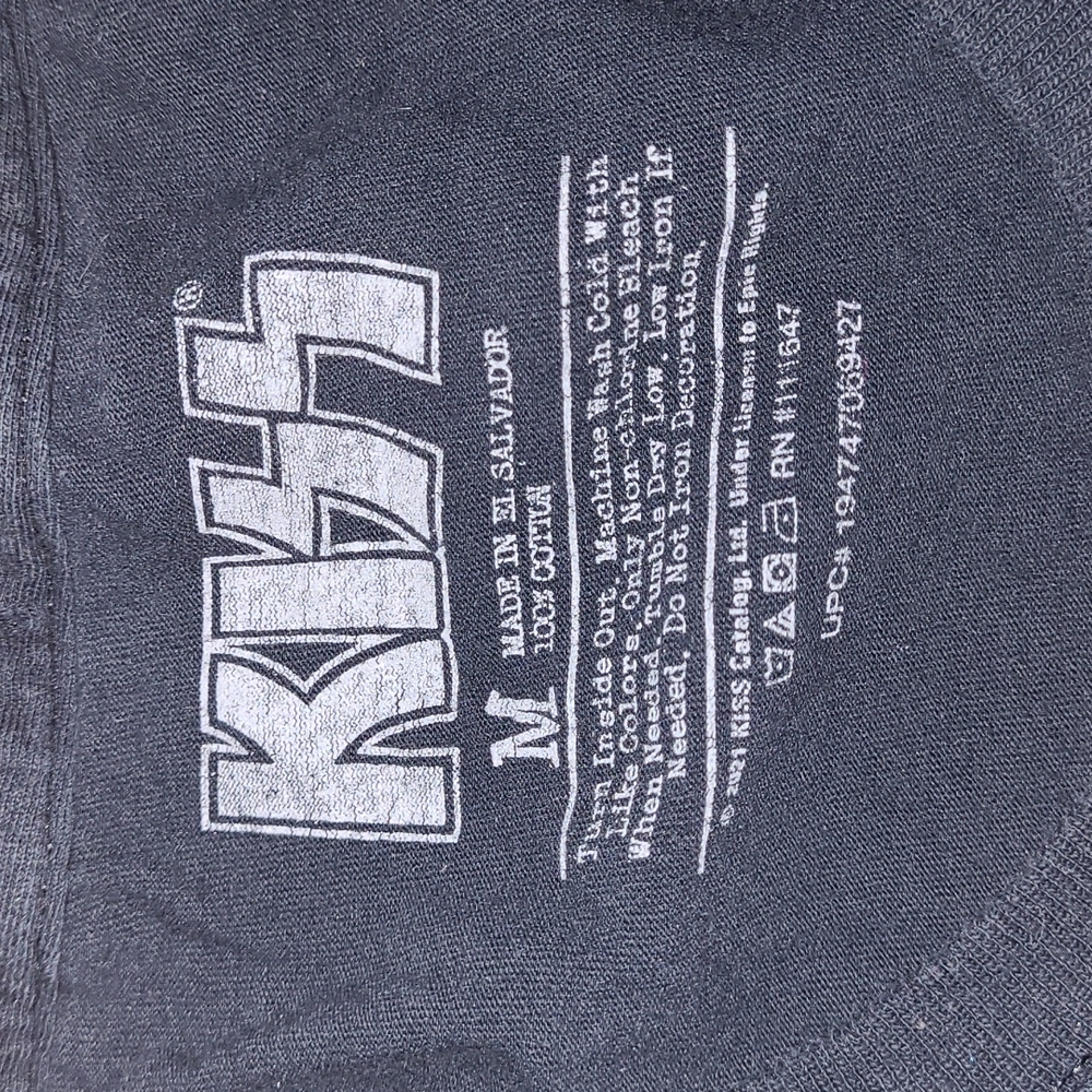 Shirt - Picture 2 of 3